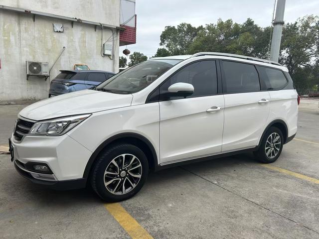 Baojun 730