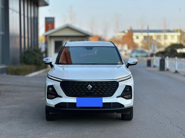 Baojun RS-3