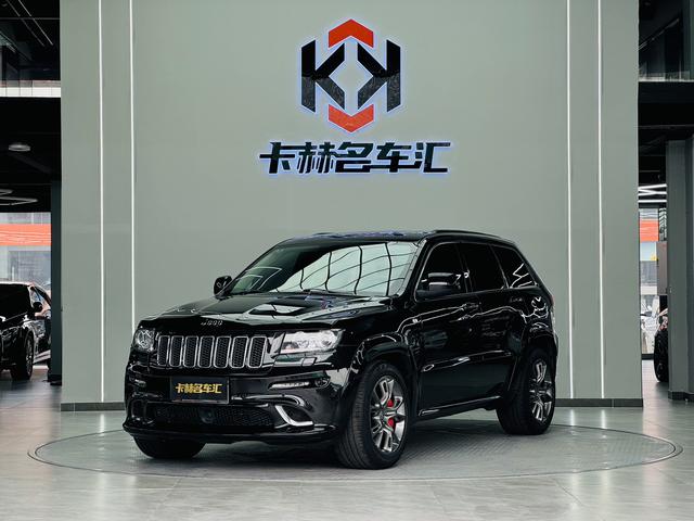 Jeep Grand Cherokee SRT