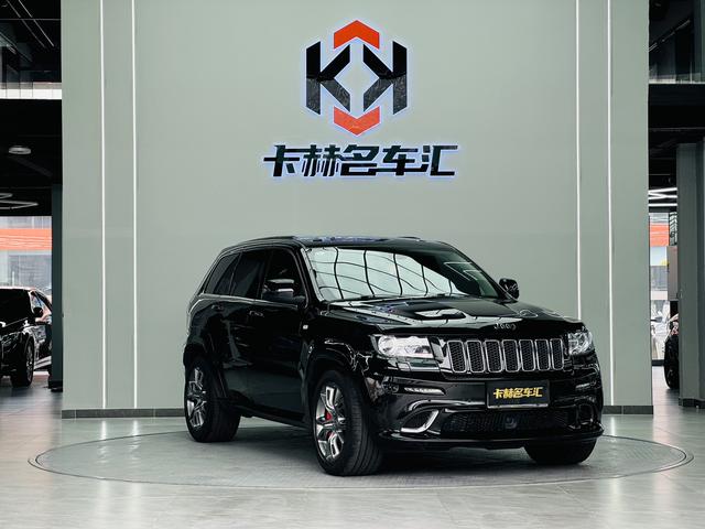 Jeep Grand Cherokee SRT