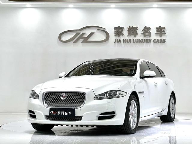 Jaguar XJ