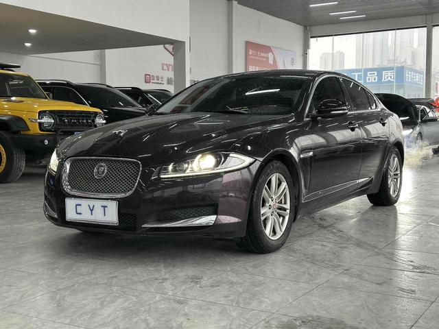 Jaguar XF