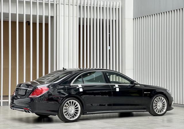 Mercedes-Benz S-Class AMG