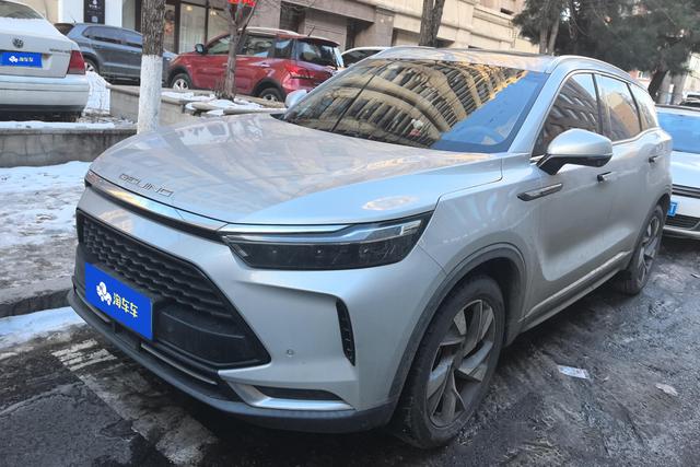 BAIC Beijing X7