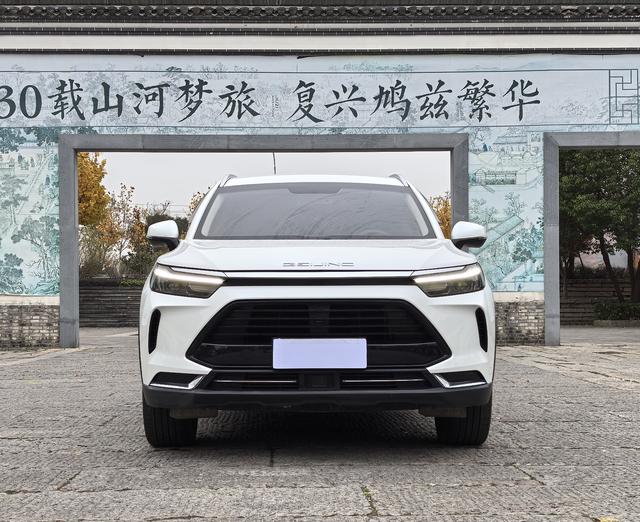 BAIC Beijing X7