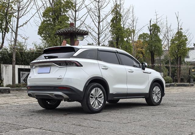 BAIC Beijing X7