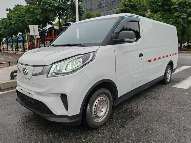 Maxus EV30