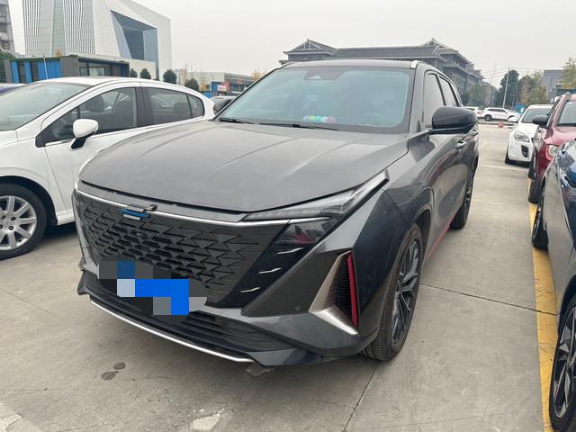 Oshan Changan Auchan Z6