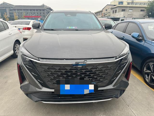 Oshan Changan Auchan Z6