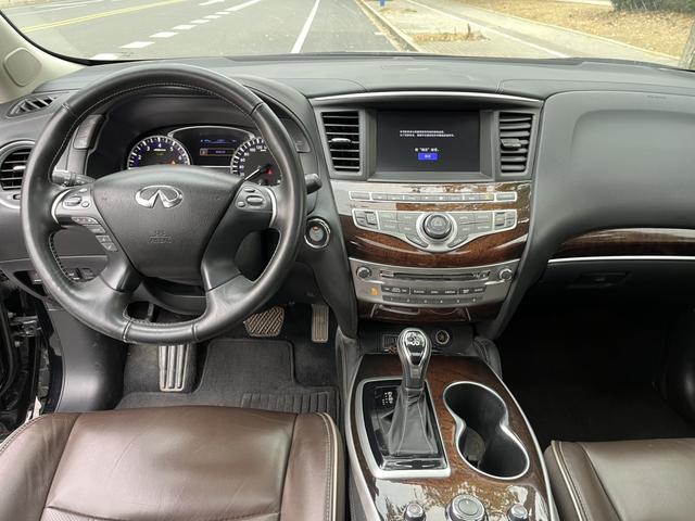 Infiniti QX60 (imported)