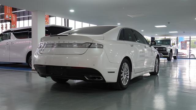 Lincoln MKZ