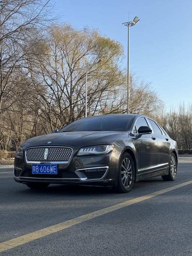 Lincoln MKZ