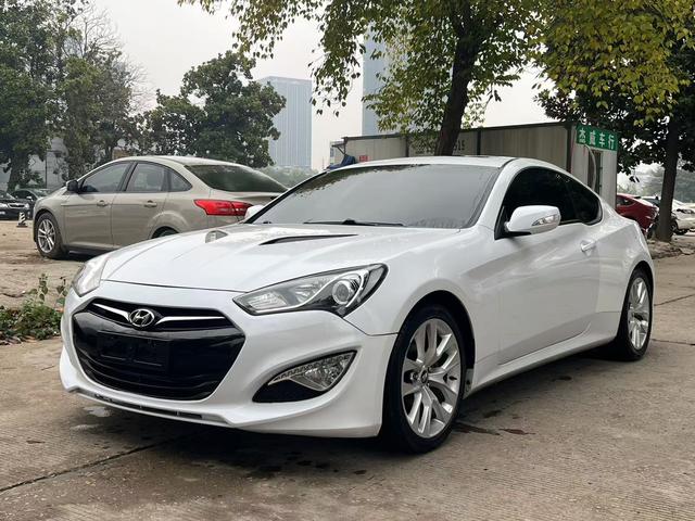 Hyundai Genesis-Coolpad