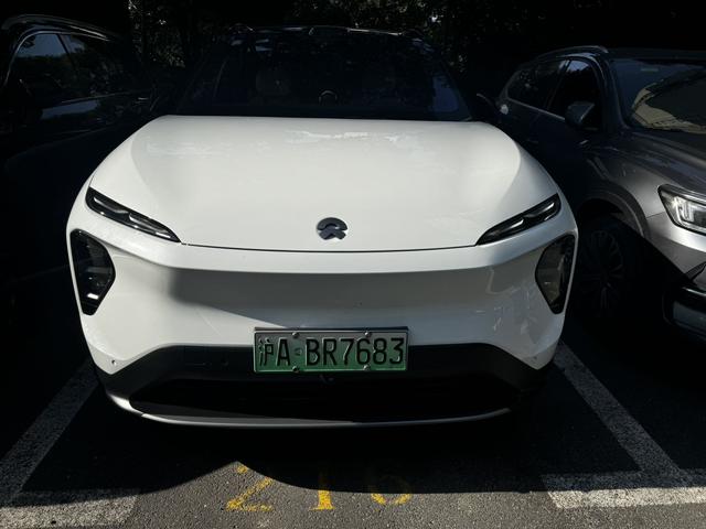 NIO ES7