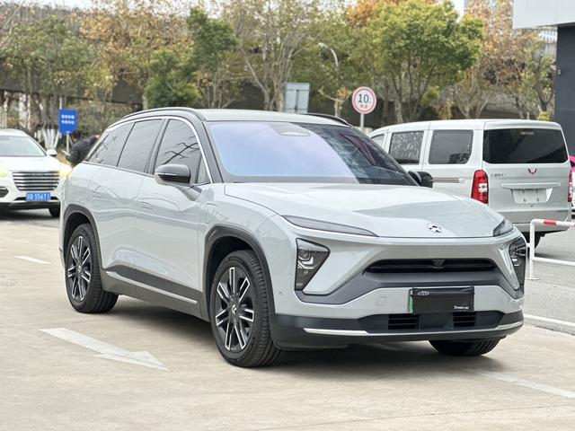 NIO ES6