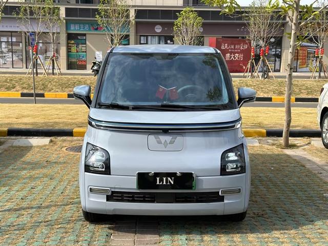 Wuling Air ev clear sky