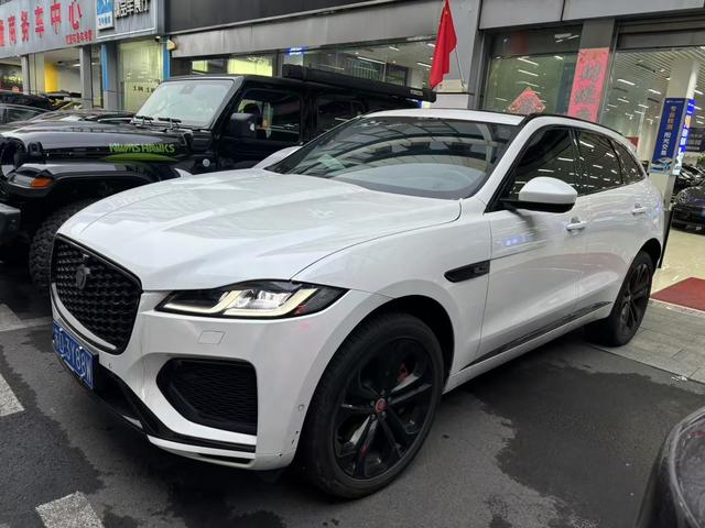 Jaguar F-PACE