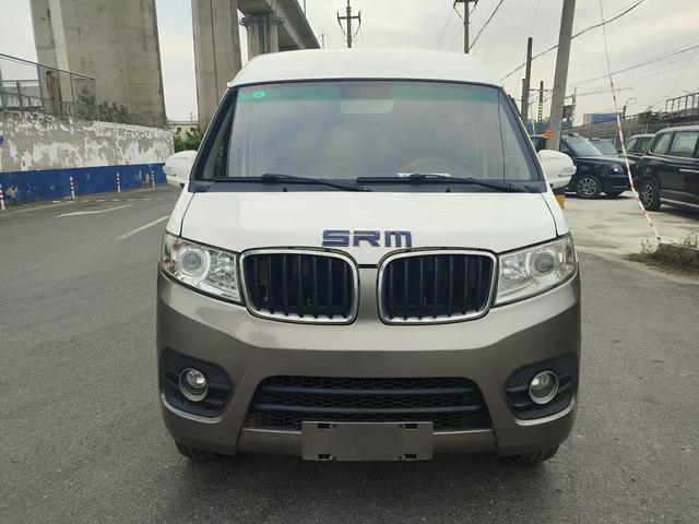 SRM Xinyuan Hiace EV