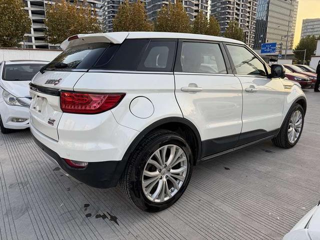 Lu Feng Landwind X7