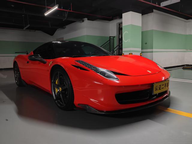 Ferrari 458