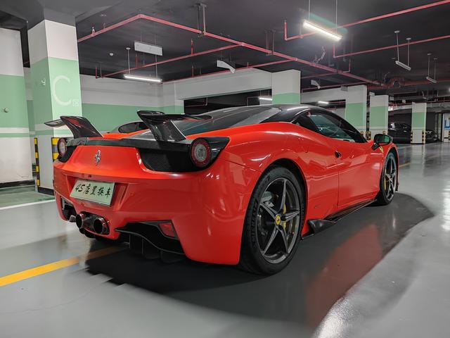 Ferrari 458