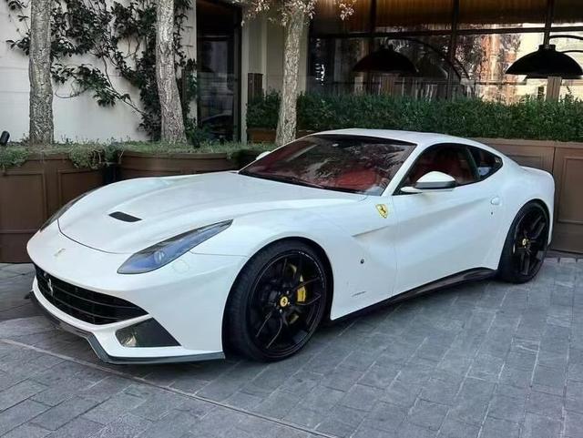 Ferrari F12berlinetta