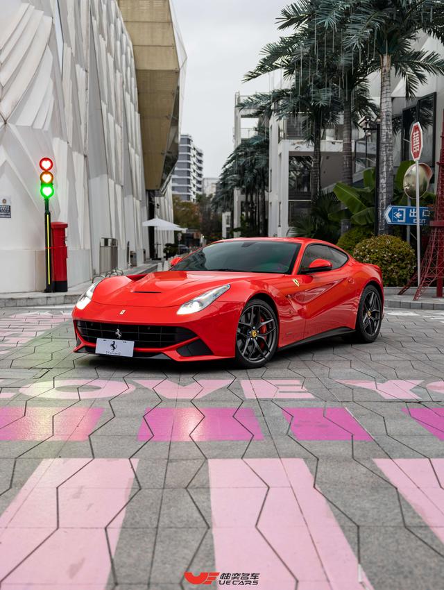 Ferrari F12berlinetta