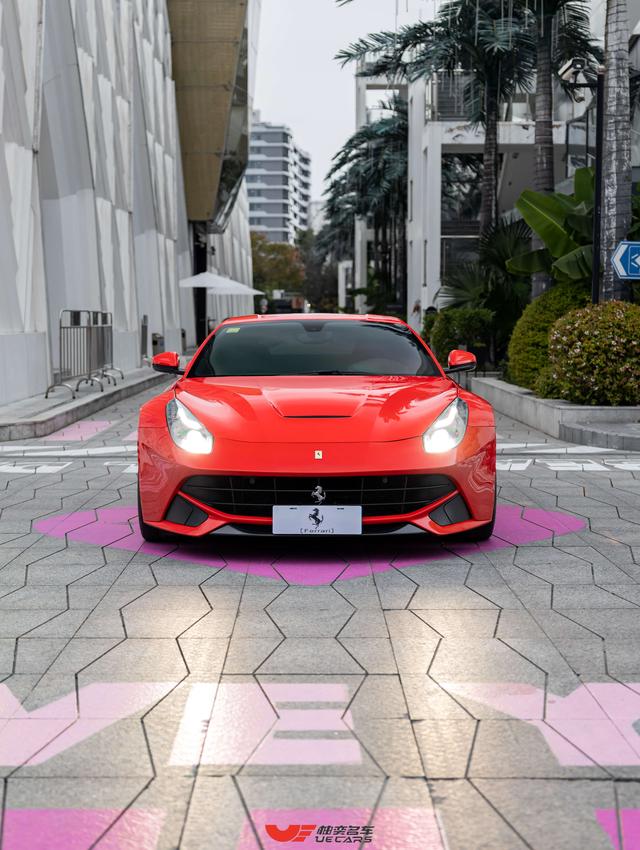 Ferrari F12berlinetta