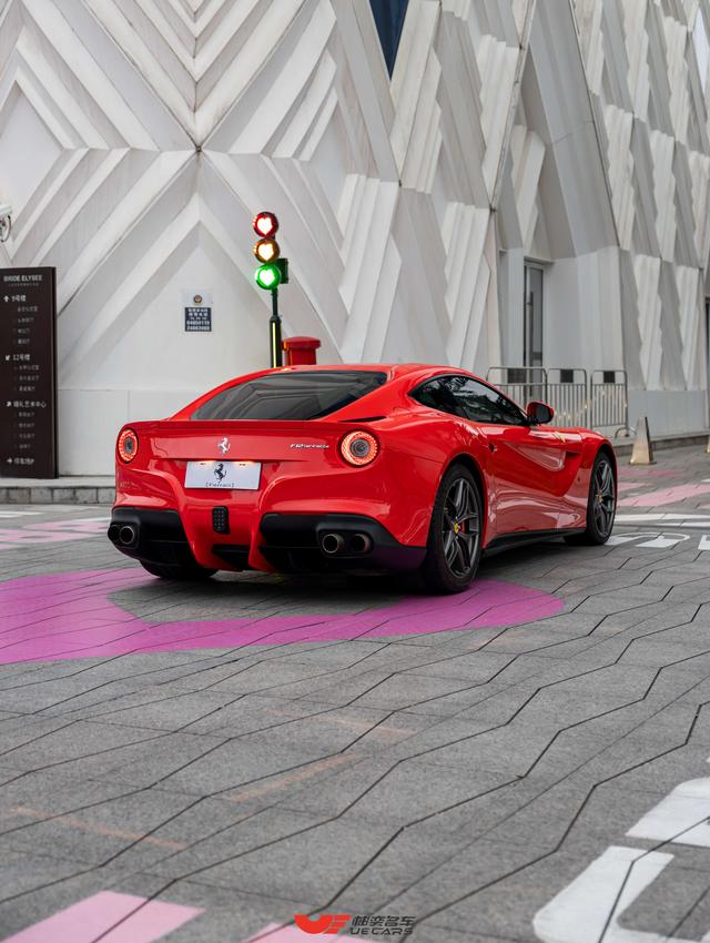 Ferrari F12berlinetta