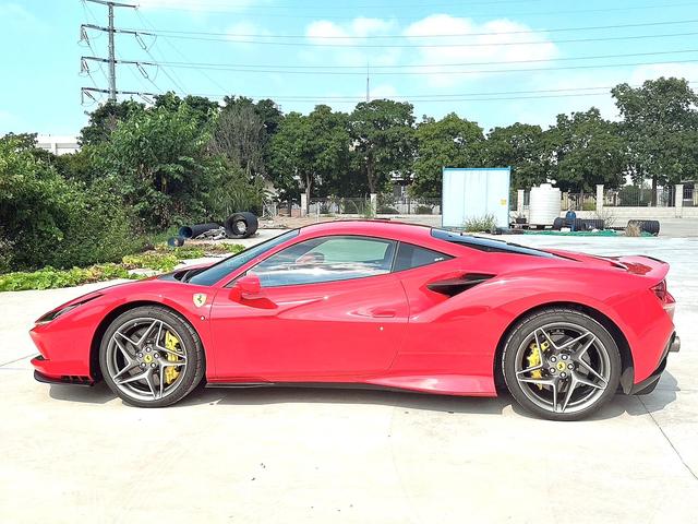 Ferrari F8