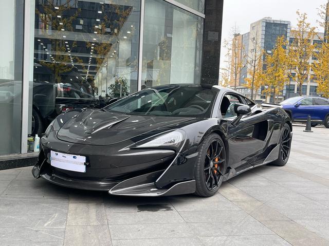 McLaren 570S