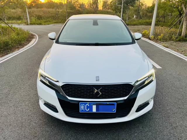 DS 5LS