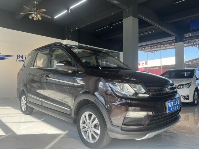 Dongfeng Fengon 370