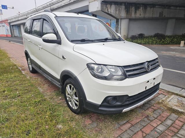 Dongfeng Fengon 360