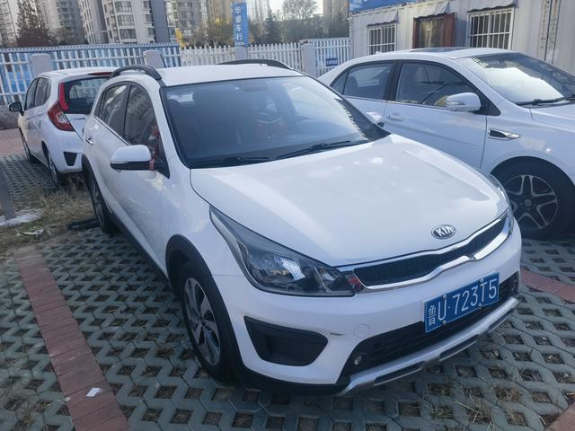 Kia KX CROSS