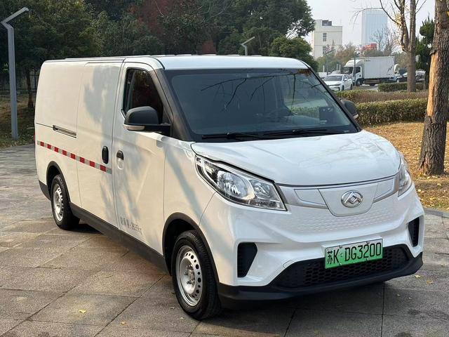 Maxus EV30