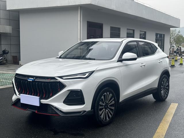 Oshan Changan Auchan X5