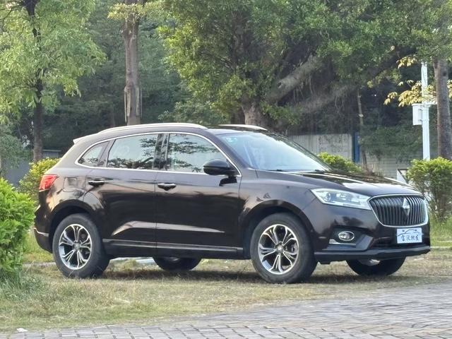 Borgward BX7