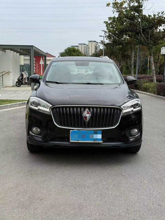 Borgward BX7