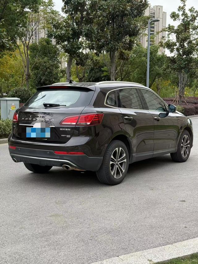 Borgward BX7