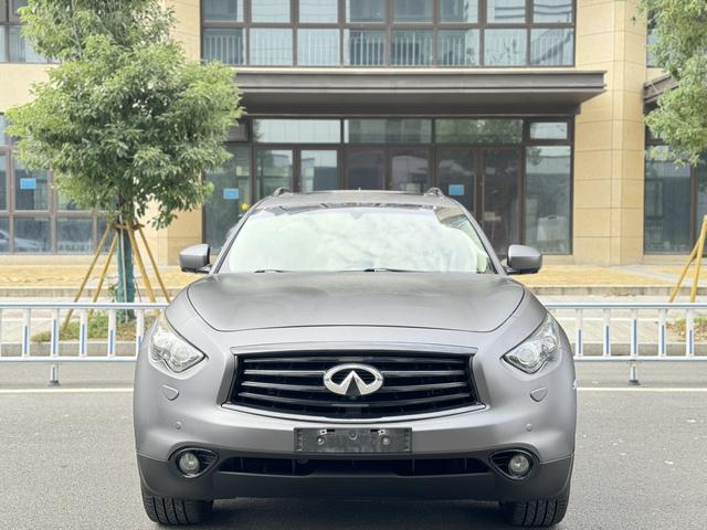 Infiniti FX