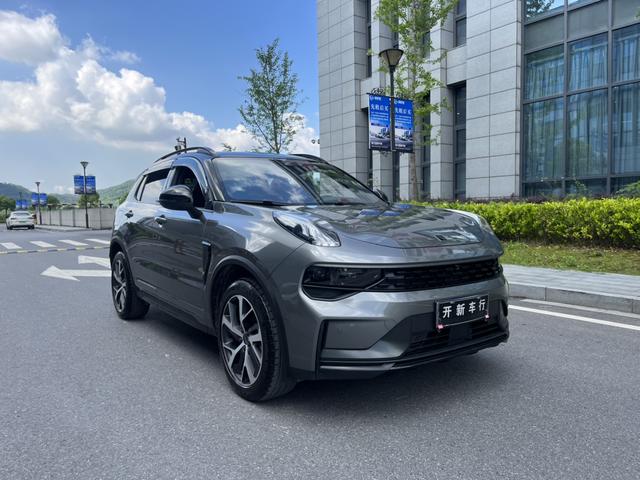 Lynk & Co 01