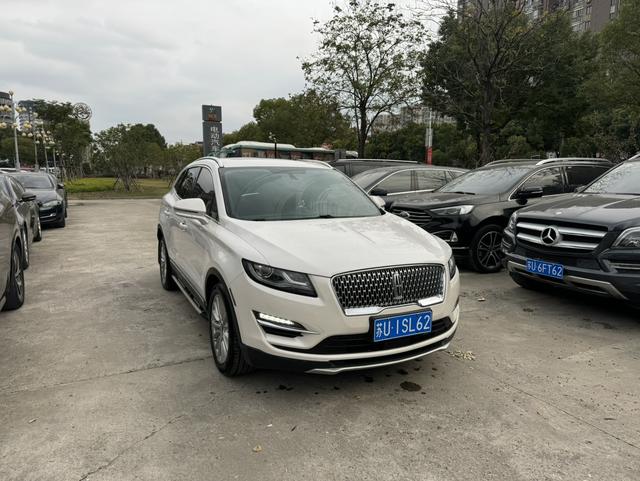 Lincoln MKC