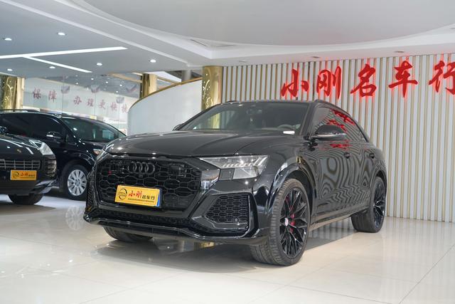 Audi RS Q8