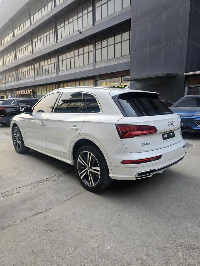 Audi Q5L