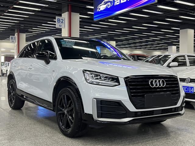 Audi Q2L