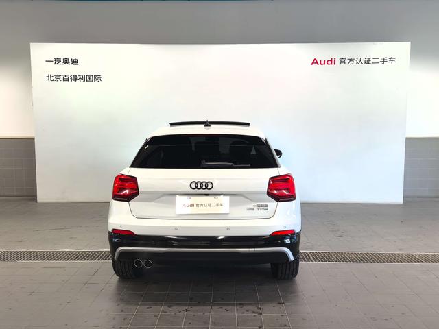 Audi Q2L