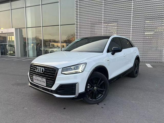 Audi Q2L