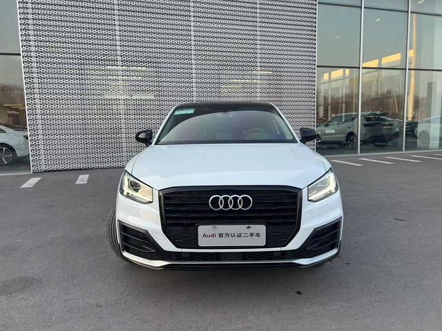 Audi Q2L