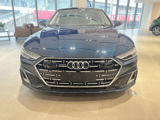 Audi A7L